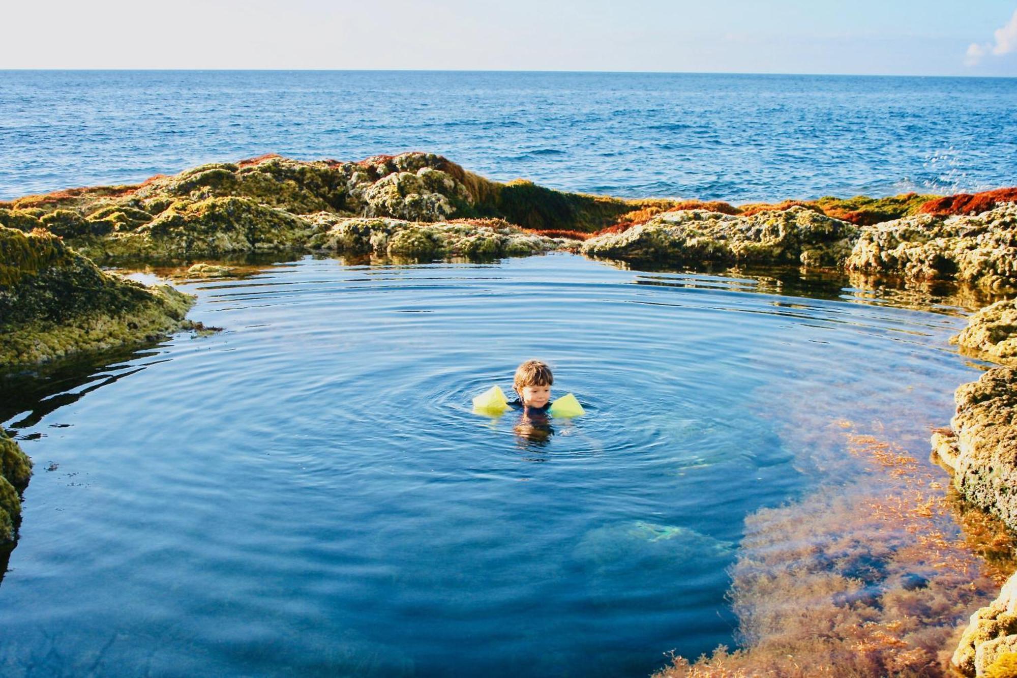 Sea Roots "Garden Zone " Villa Мостейрос Екстериор снимка