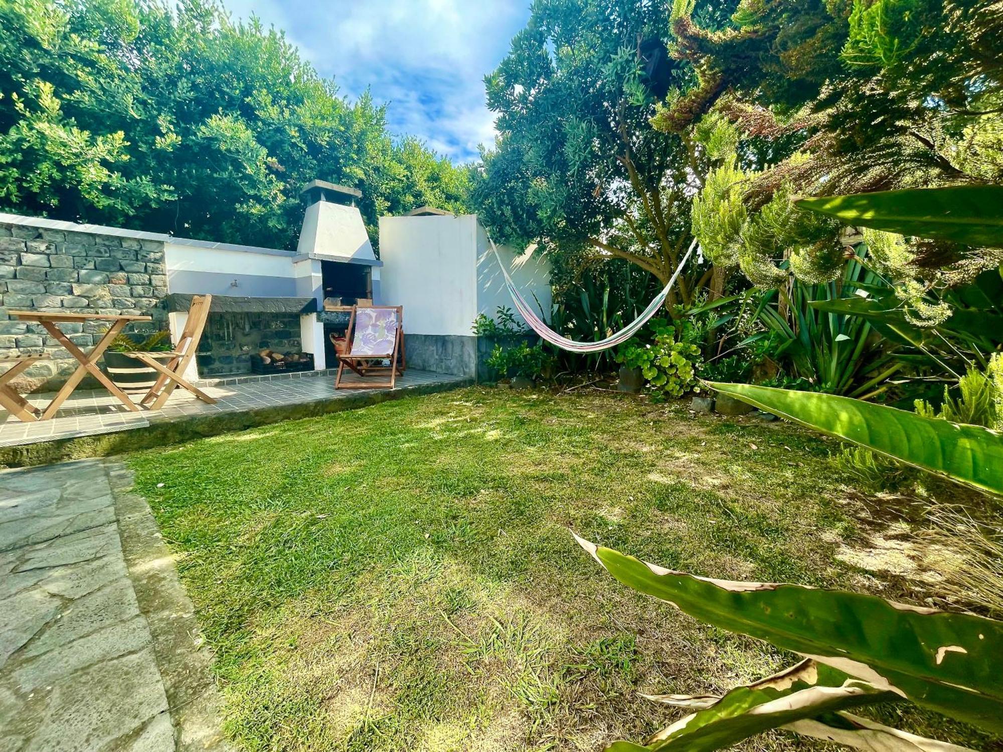 Sea Roots "Garden Zone " Villa Мостейрос Екстериор снимка